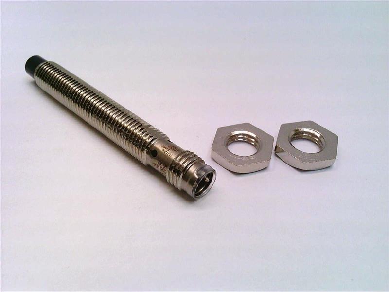 OMRON E2A-S08LN04-M5-B2