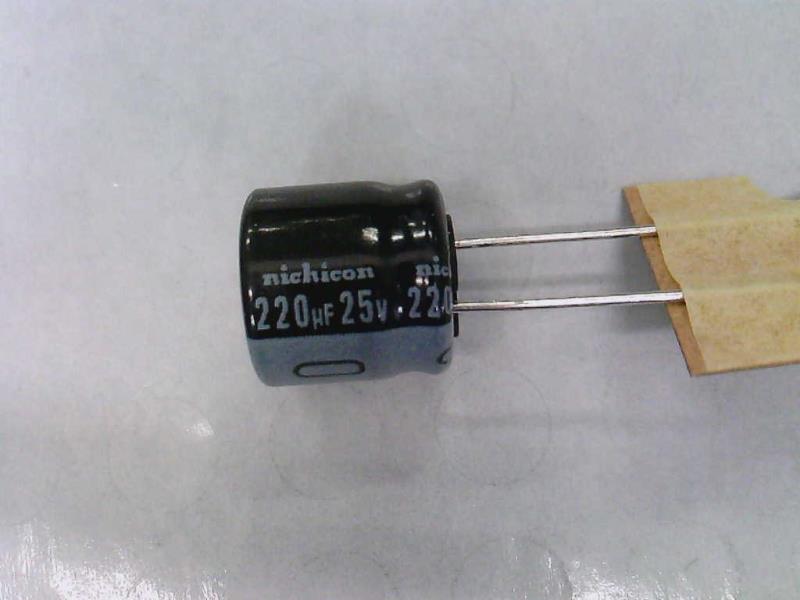 NICHICON URZ1E221MPD1TD