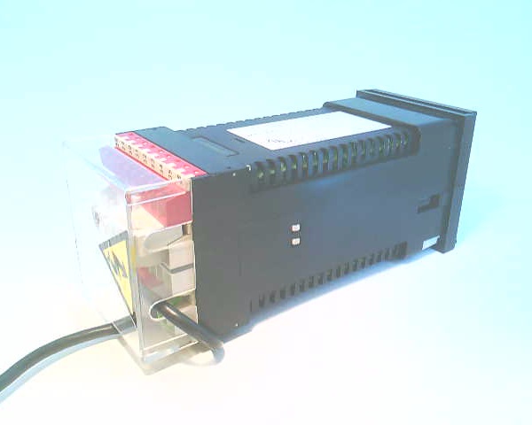 INVENSYS 818P/4MA20/R0V5/NONE/DBE/NONE/M32/96/SN/00/1400/2400/C/S2/N0/E/N/S/N/MN/MN/H/