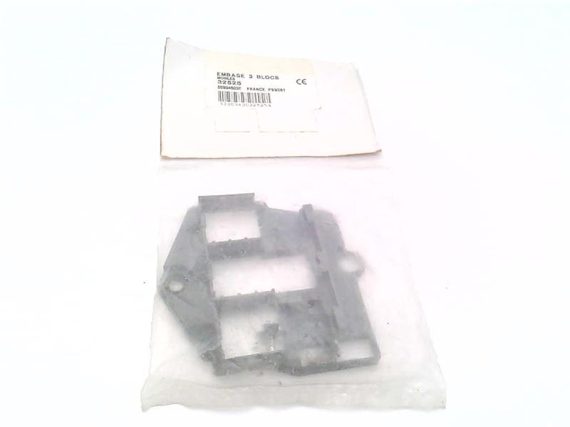 SCHNEIDER ELECTRIC 32525