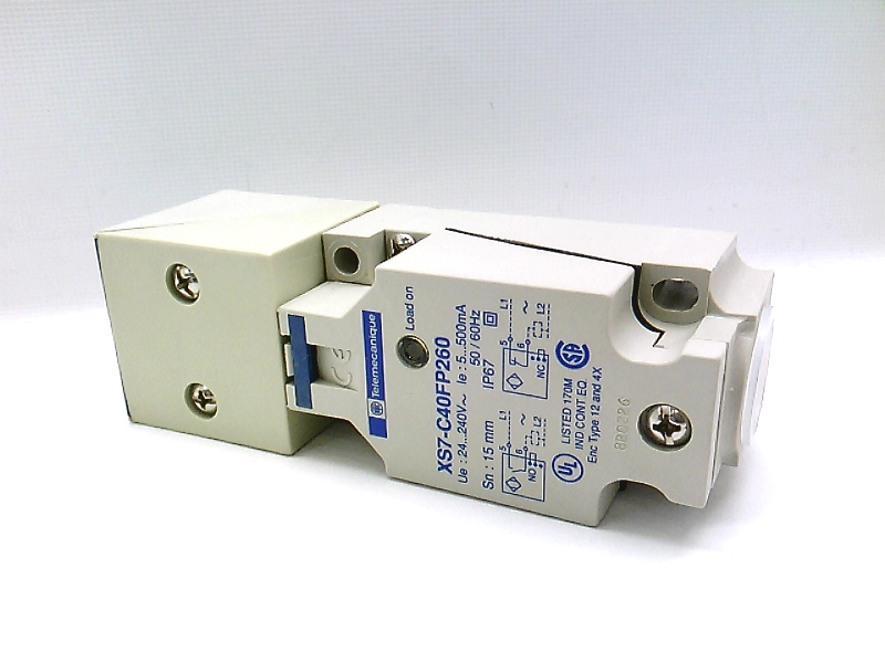 SCHNEIDER ELECTRIC XS7-C40FP260