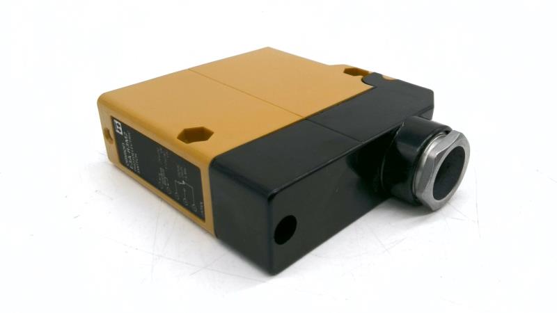 OMRON E3A-R3M2