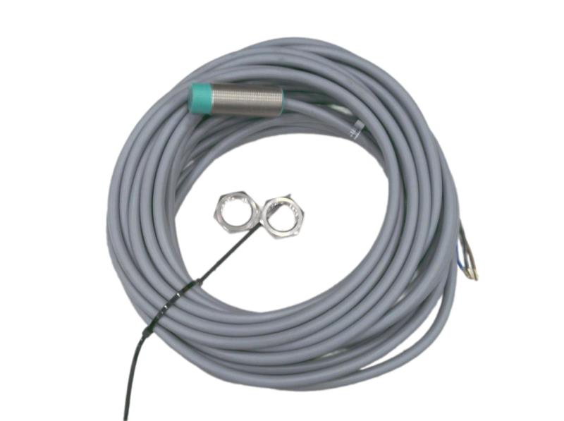 PEPPERL & FUCHS NJ8-18GM50-E2-10M