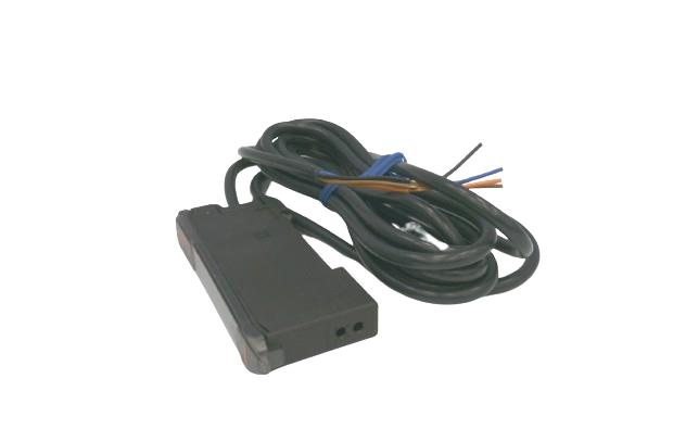 OMRON E3X-DA11TW-S 2M