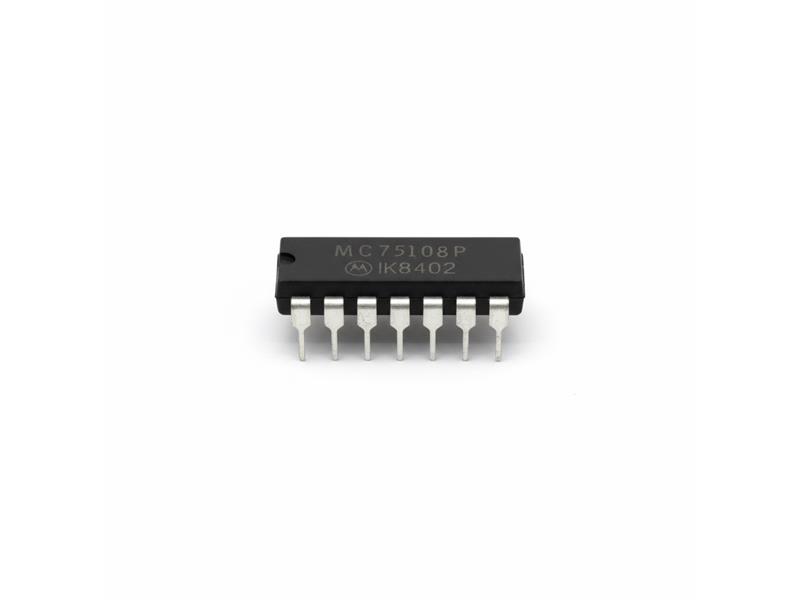 NXP SEMICONDUCTOR MC75108P