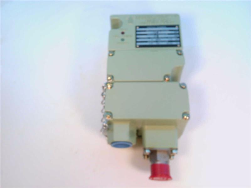 BARKSDALE 2AG11T-12C-01SW