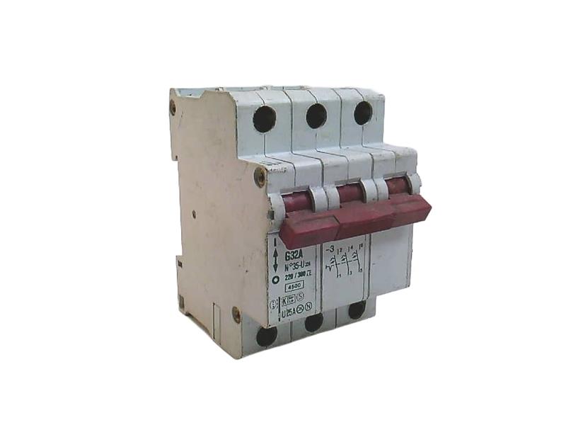 FAZ-G32A/3 by EATON CORPORATION