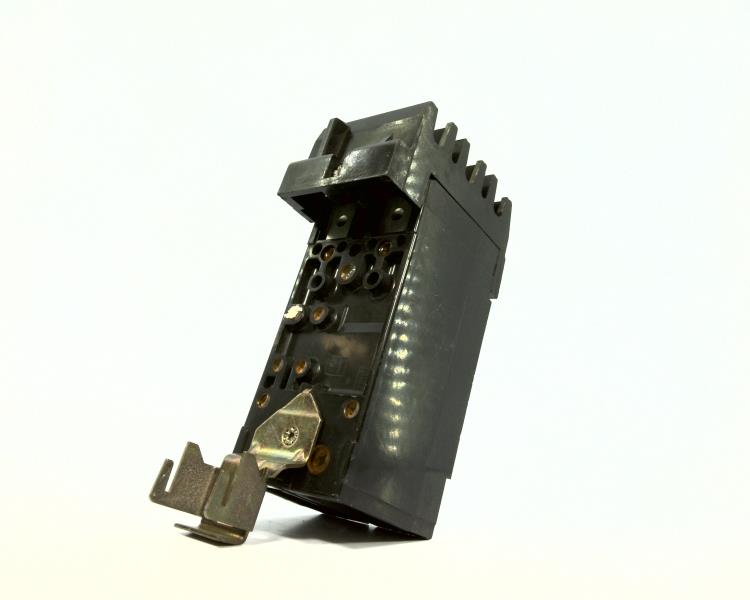 SCHNEIDER ELECTRIC Q221200AB