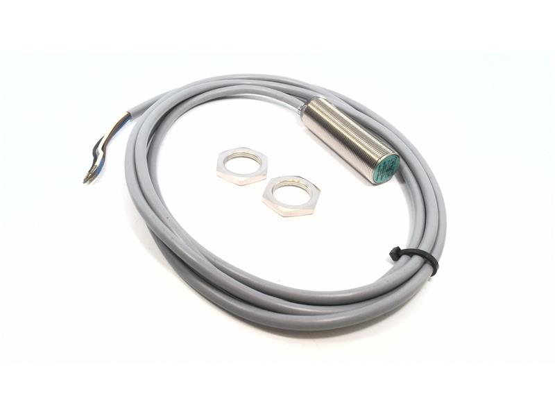 PEPPERL & FUCHS NBB8-18GM60-A2