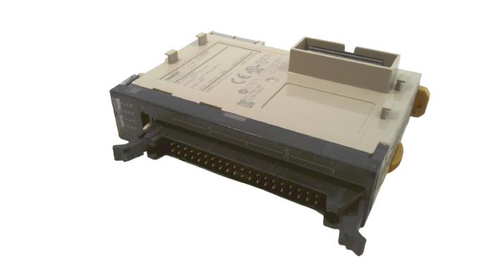 OMRON CJ1W-OD232