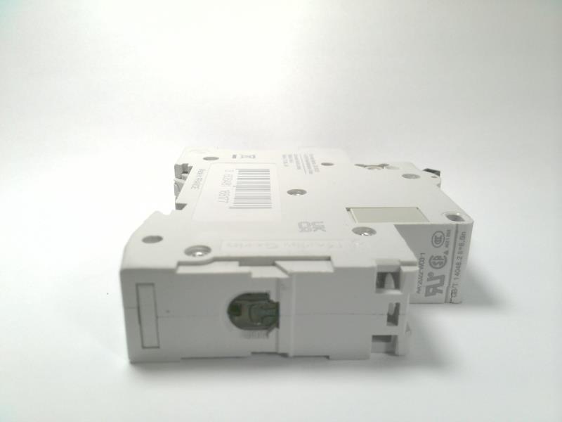 SCHNEIDER ELECTRIC M9F22120