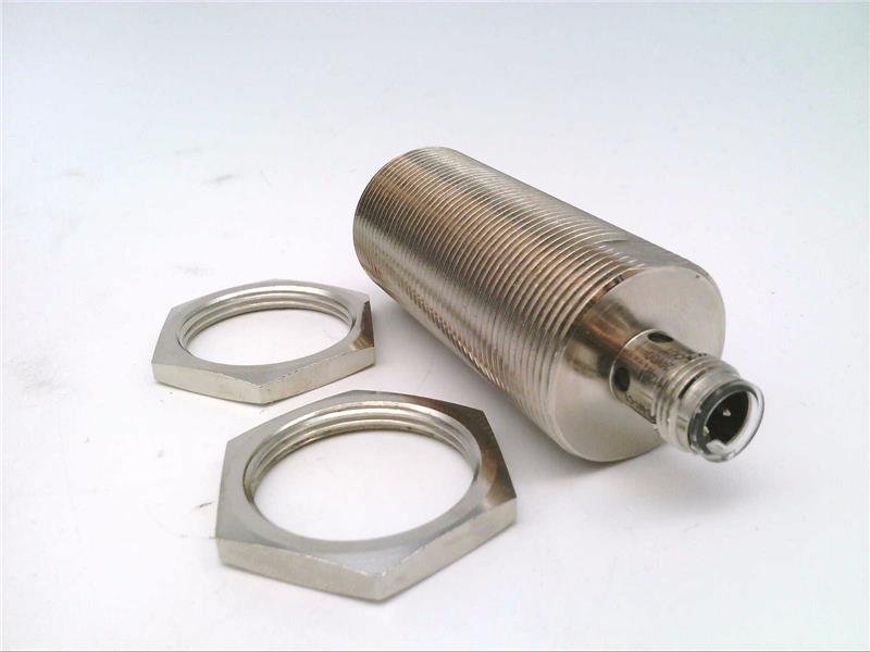 OMRON E2A-M30LS15-M1-C1