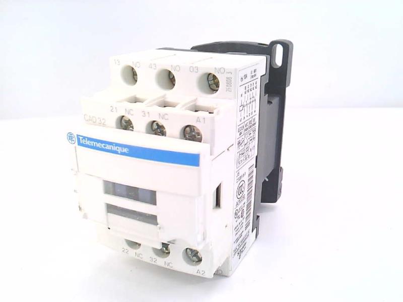 CAD32R7 by SCHNEIDER ELECTRIC