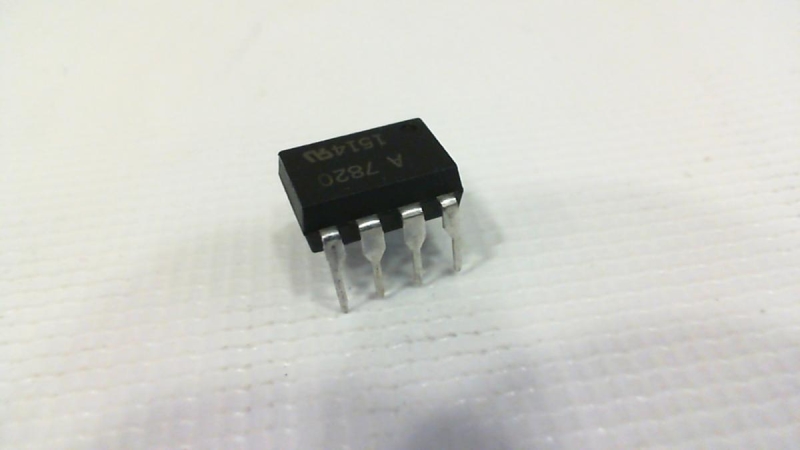 HCPL7820 by BROADCOM