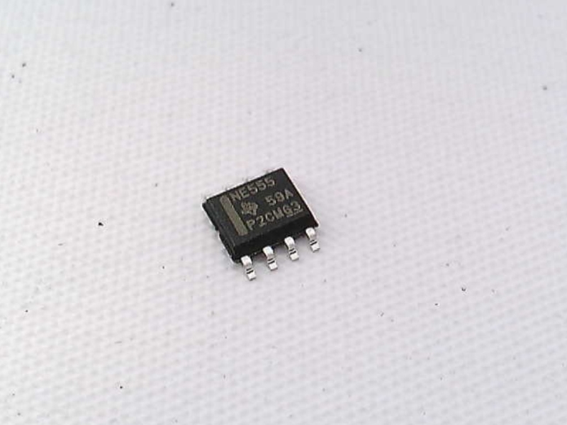 TEXAS INSTRUMENTS SEMI NE555DR