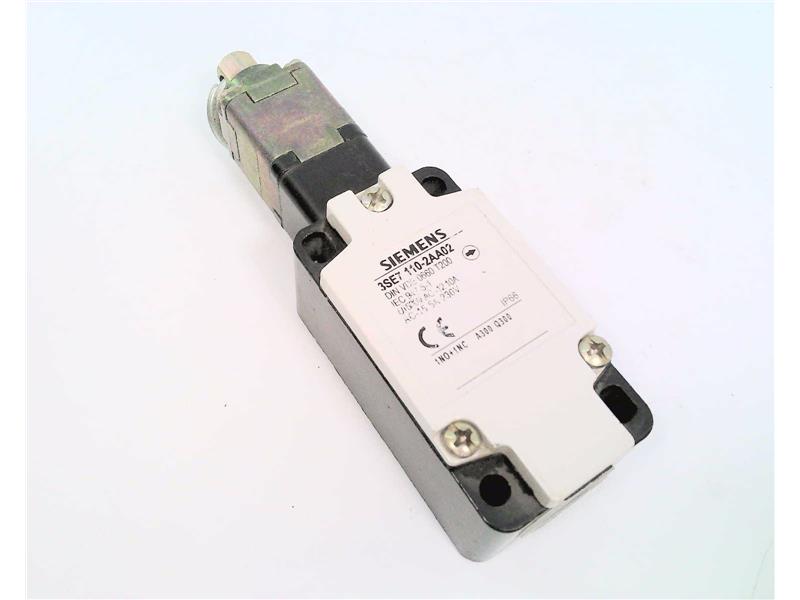 3SE7110-2AA02 by SIEMENS