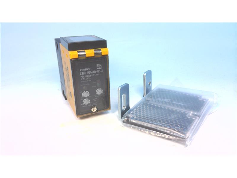 OMRON E3B2-R5M4D-US-3