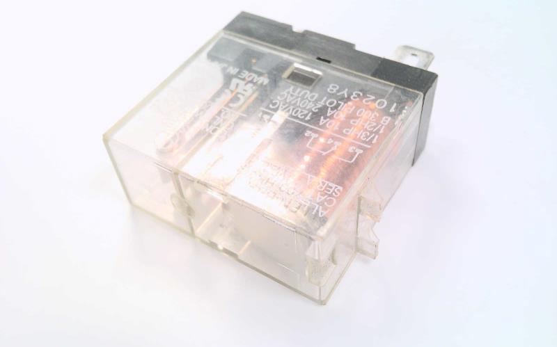 ALLEN BRADLEY 700-HK36Z24