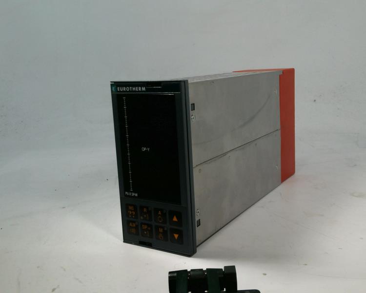 INVENSYS T640/MAINS/-/HI/TC/M002/T710/-/-/EN/GREEN/NT22841/001/1/2604/I16