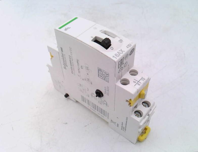 SCHNEIDER ELECTRIC A9C32816