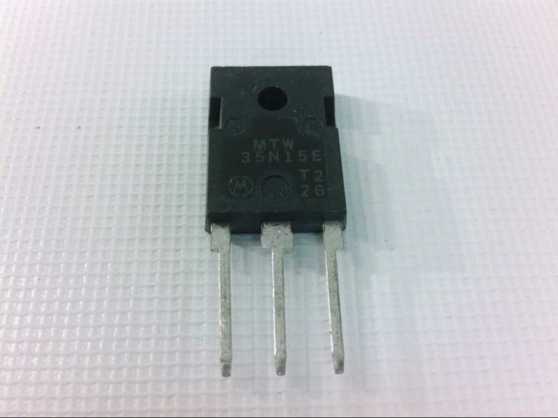 NXP SEMICONDUCTOR MTW35N15E
