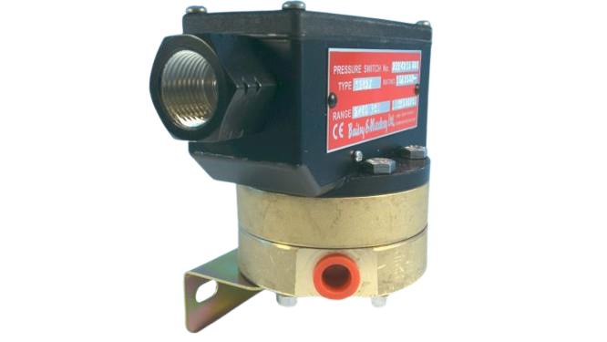 BAILEY & MACKEY 1382X