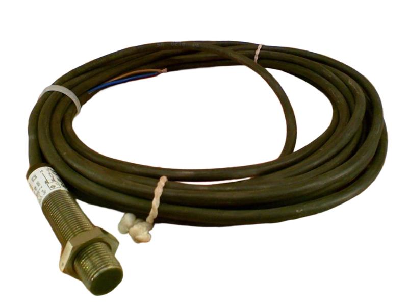BALLUFF BES-516-207-BO-E-PU
