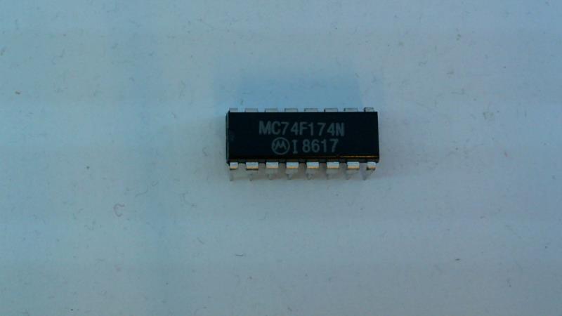 NXP SEMICONDUCTOR MC74F174N