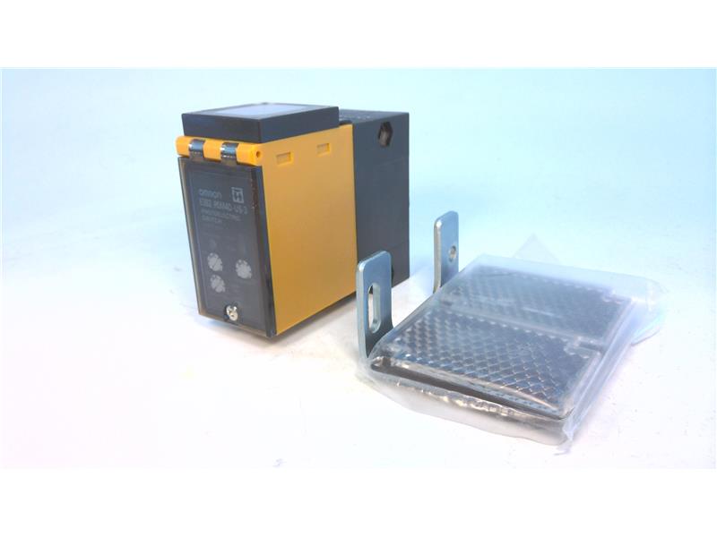 OMRON E3B2-R5M4D-US-3