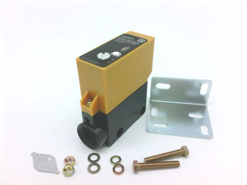 OMRON E3A2-DS70M4