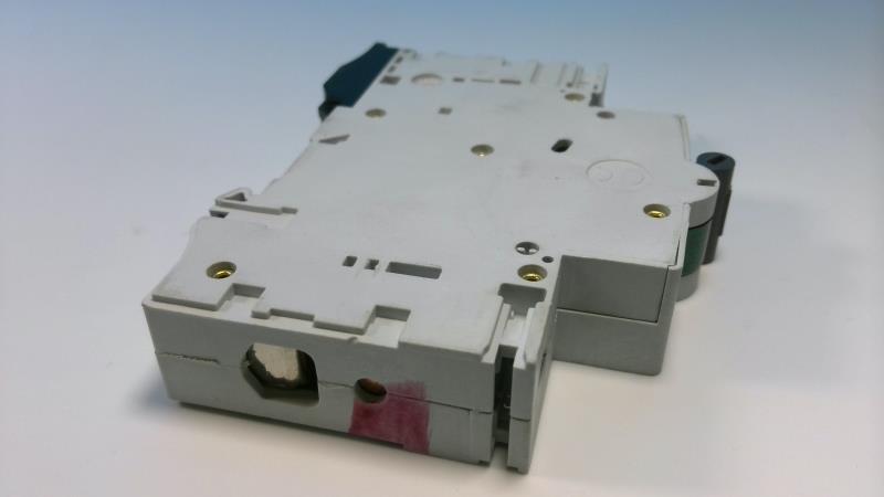 E-T-A CIRCUIT BREAKERS 91H1210