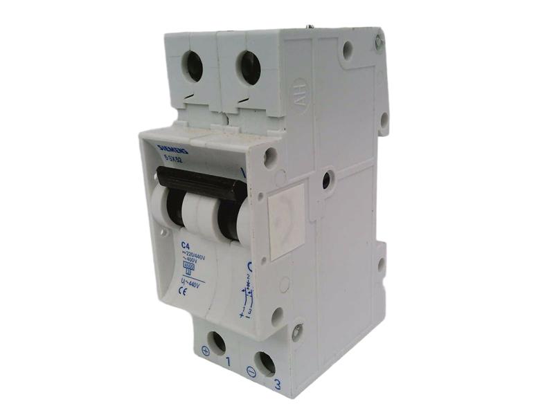 SIEMENS 5SX5204-7