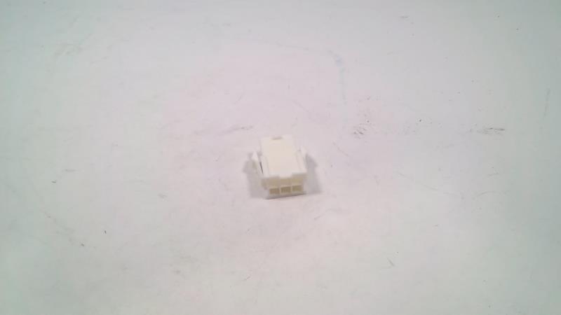 TE CONNECTIVITY 1586018-6