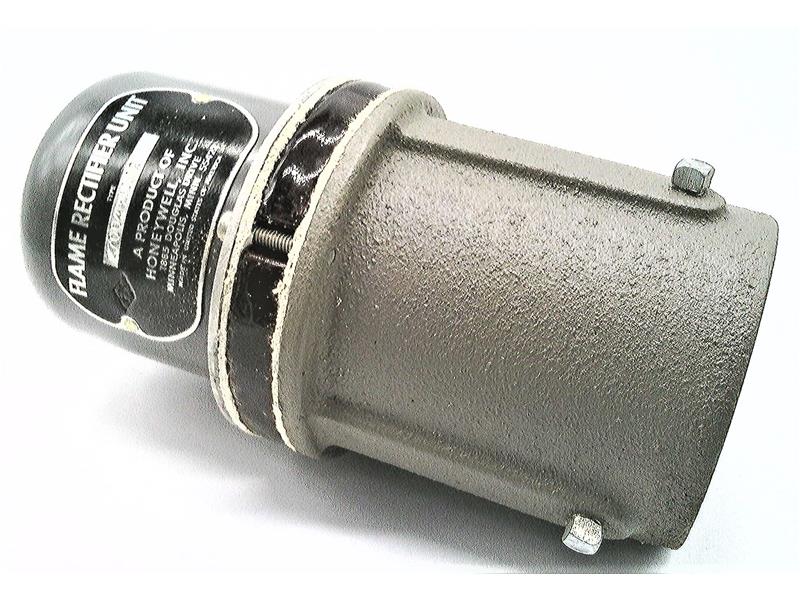 HONEYWELL C7004B1002