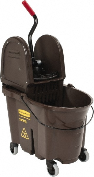 FG757788BRN by RUBBERMAID