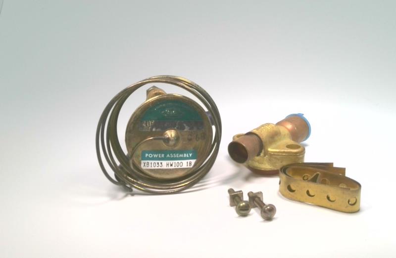 EMERSON XB-1033-HW100-1B