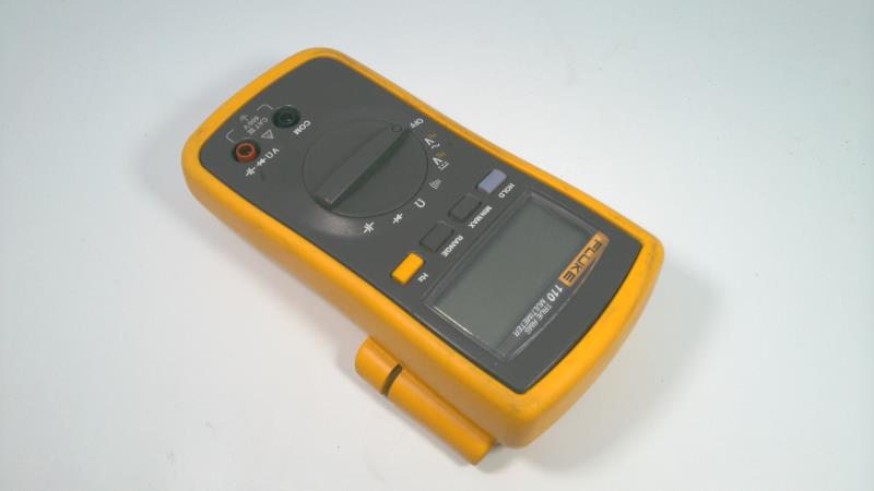 FLUKE 110