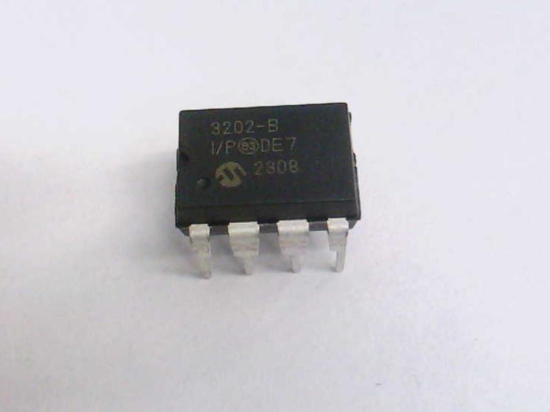 MCP3202-BI/P by MICROCHIP TECHNOLOGY INC