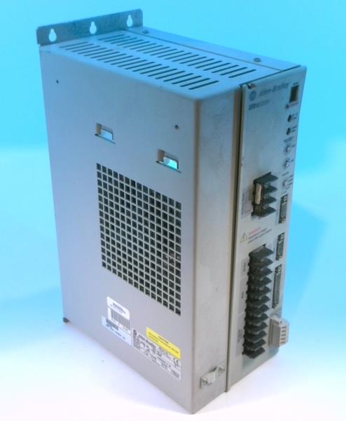 ALLEN BRADLEY 2098-DSD-HV050X-DN