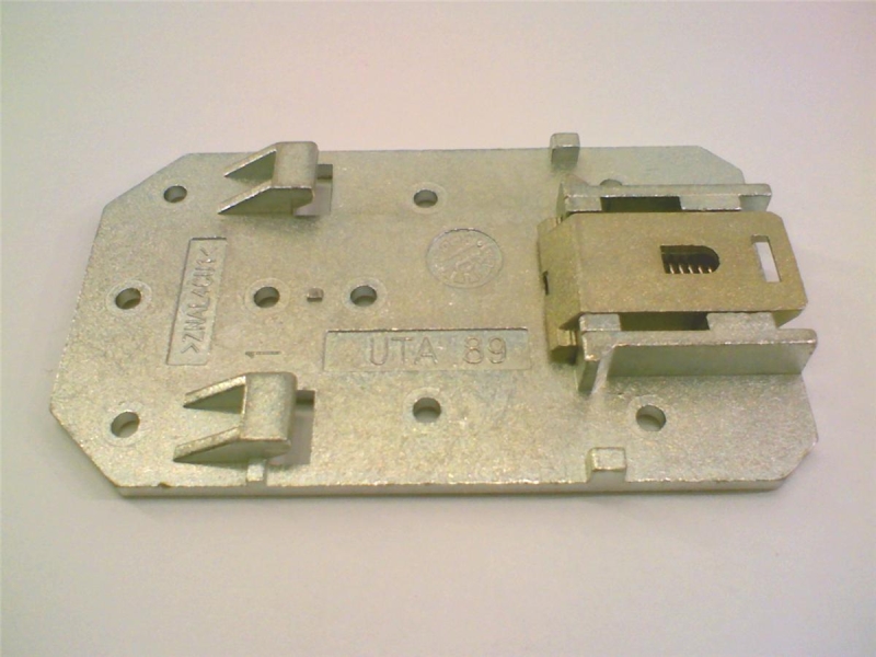 PHOENIX CONTACT UTA 89