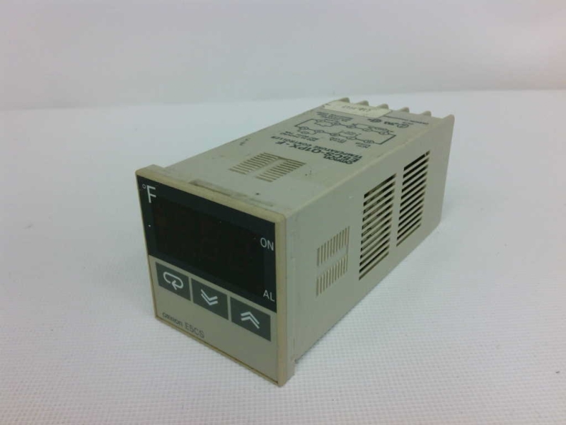 OMRON E5CS-Q1PX-F-AC100-240