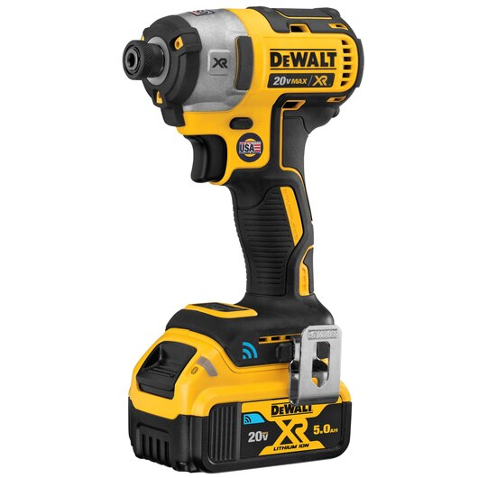 STANLEY BLACK & DECKER DCF888P2BT