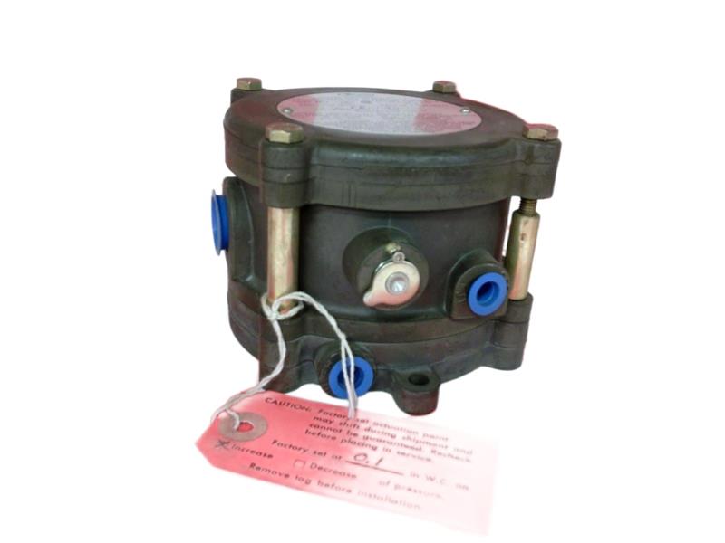 DWYER 1950G-00-B-120