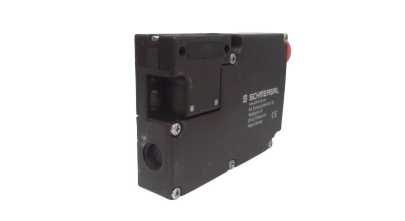 SCHMERSAL AZM 161SK-12/12RKAT-024