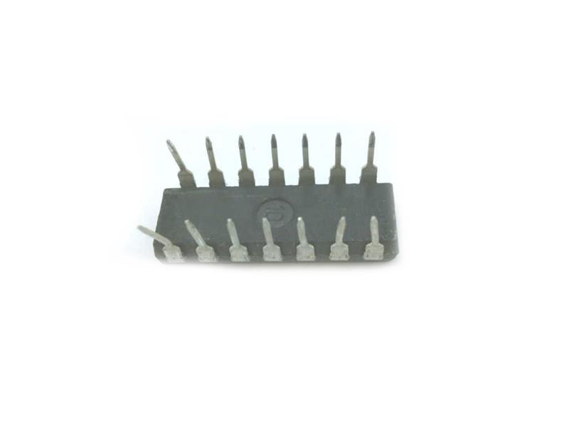 ON SEMICONDUCTOR 7402PC