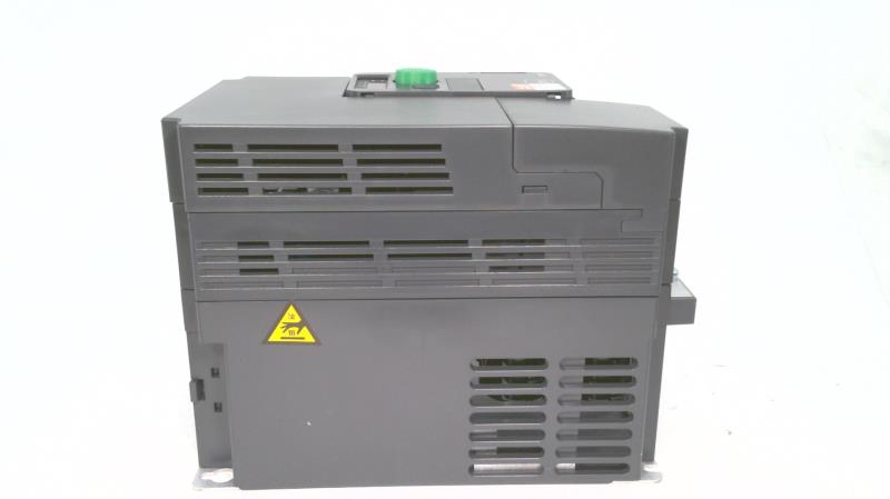 SCHNEIDER ELECTRIC ATV320U55M3C