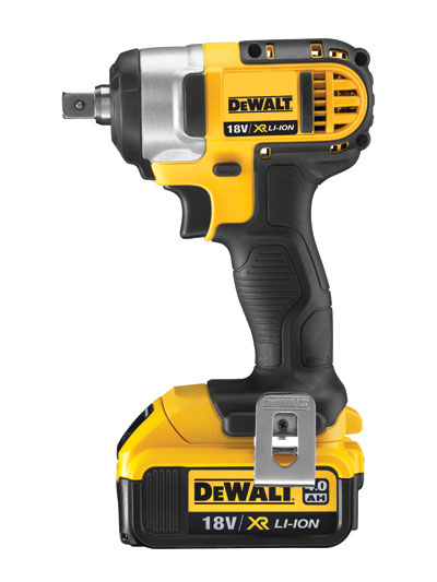 STANLEY BLACK & DECKER DCF880M2-GB