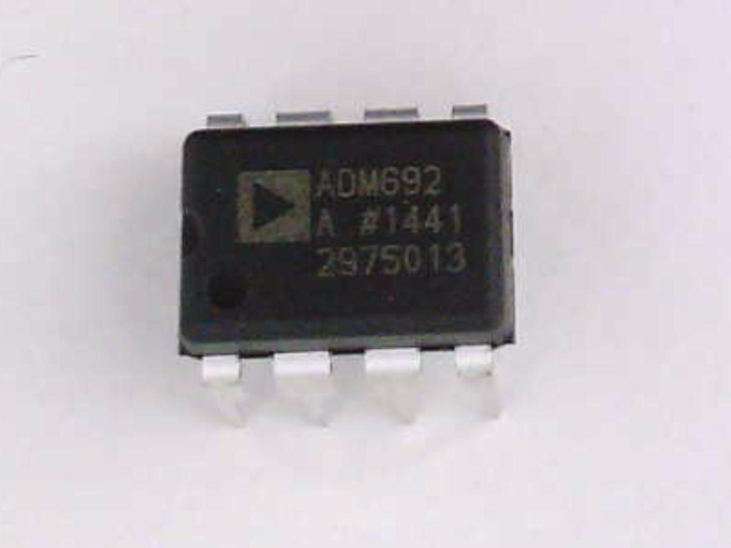ANALOG DEVICES ICADM692ANZ