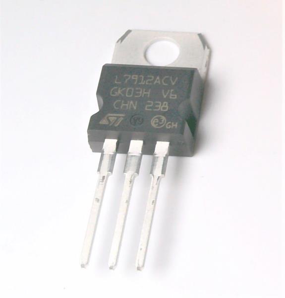 ST MICRO L7912ACV