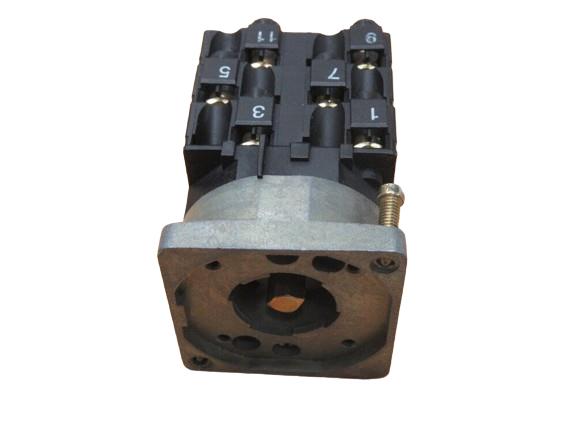 SCHNEIDER ELECTRIC XBC-D10612S11